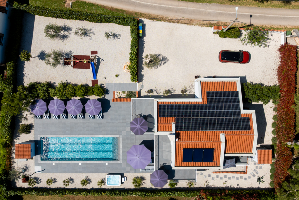 casa belladonna dron 5